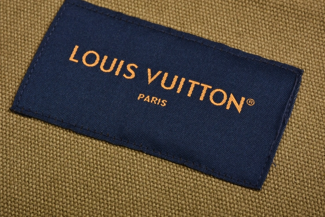 wg.luxury- 8V item:E-F000C1544
